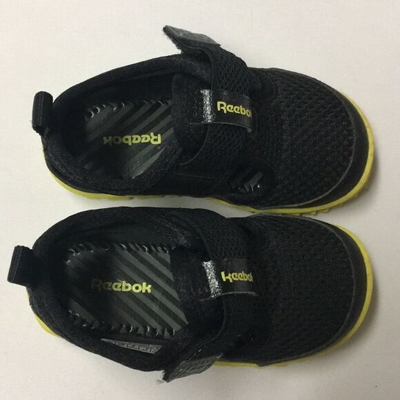 Reebok boys tennis shoes size 4.5 - Picture 3 of 8